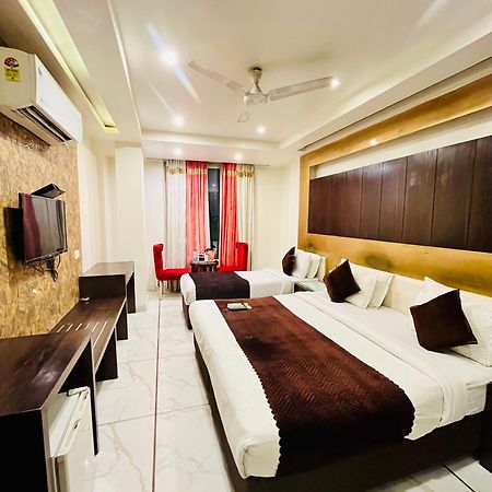 Frankstay -Le Unit By Worth New Delhi Buitenkant foto