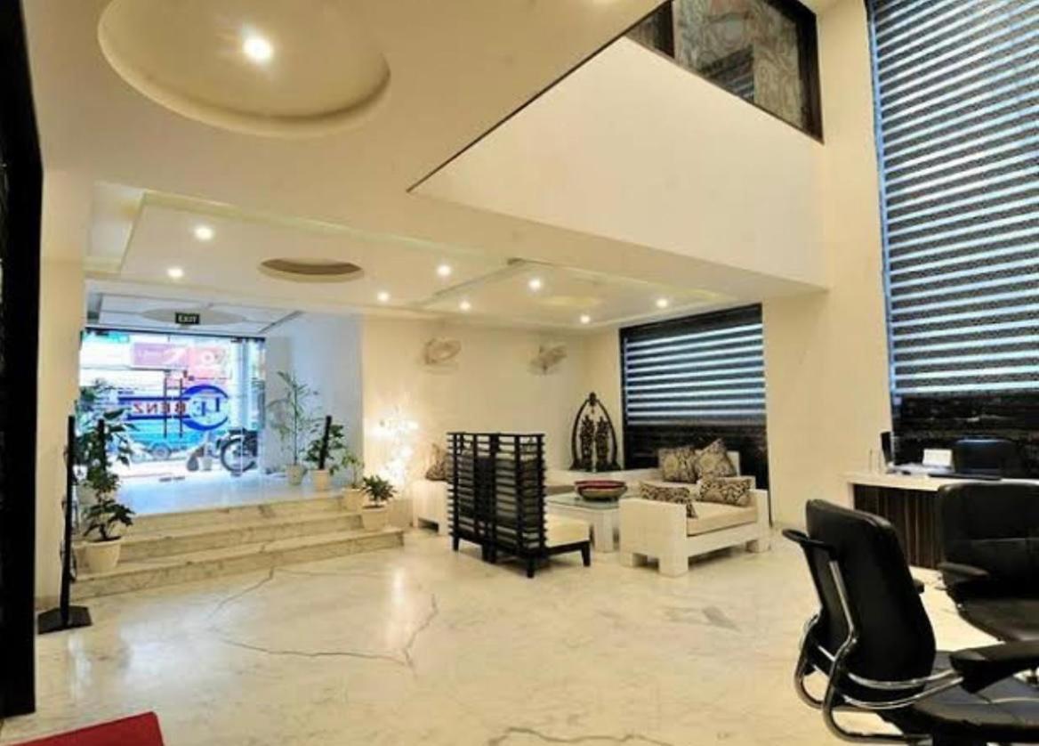 Frankstay -Le Unit By Worth New Delhi Buitenkant foto